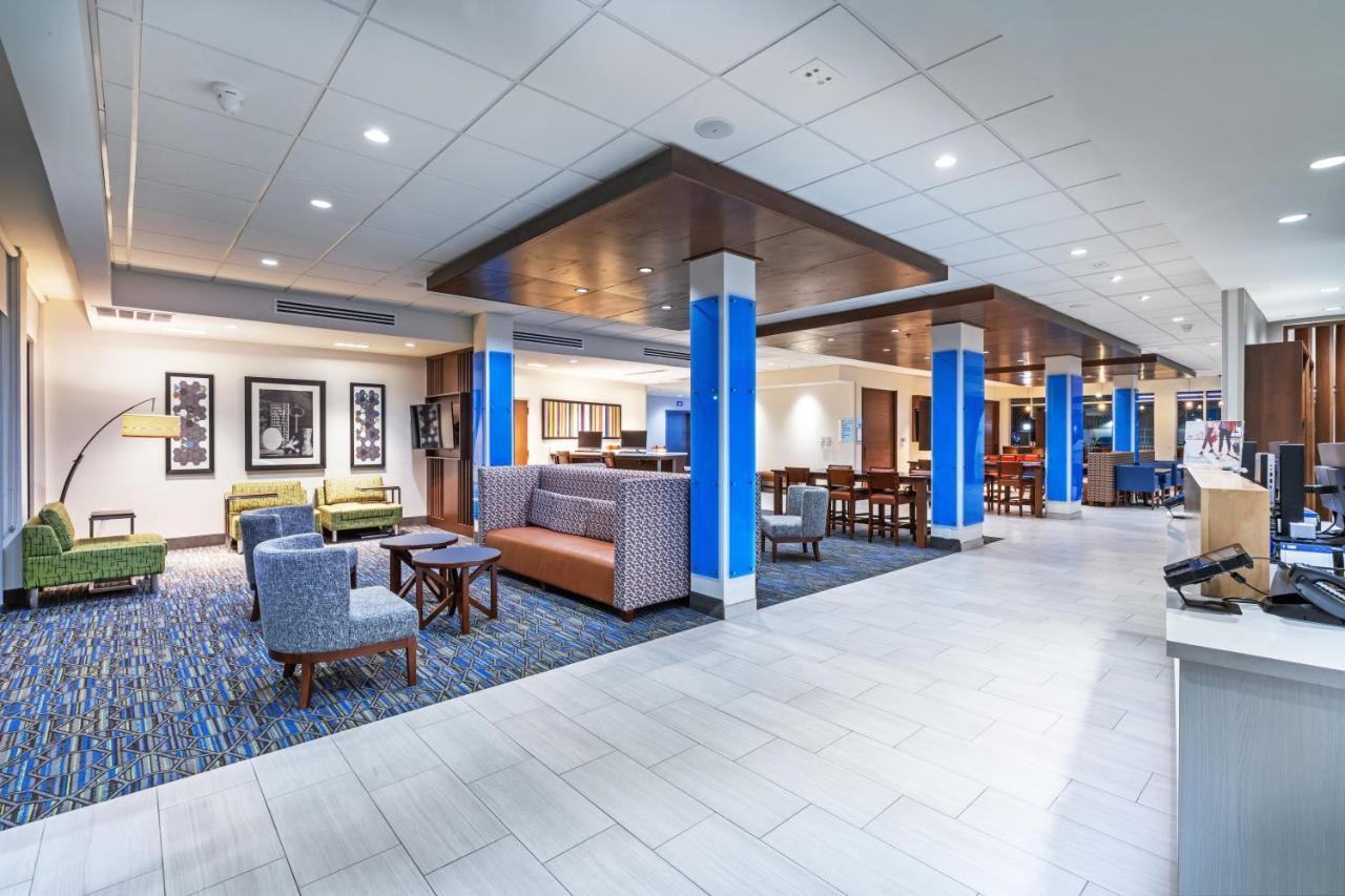 Holiday Inn Express & Suites - Parsons By Ihg Ngoại thất bức ảnh